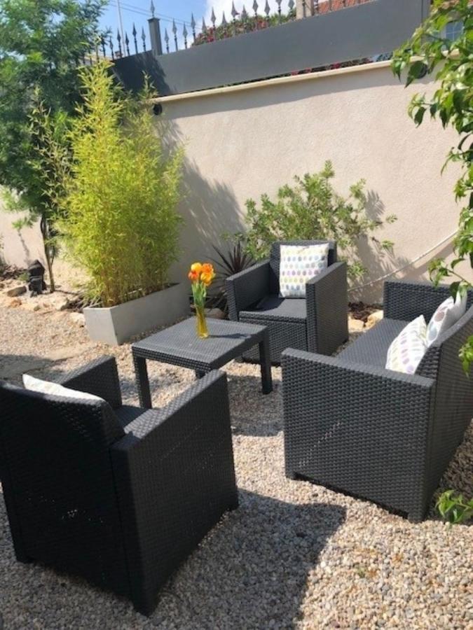 Bijou Juan-les-pins Homestay *